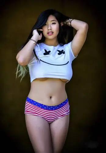 Jenna H White Tank-Top - idPoster.com