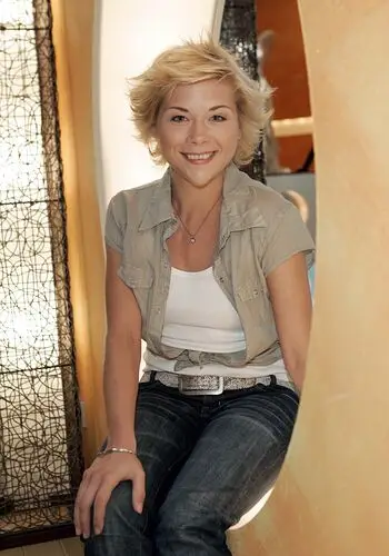 Tanja Szewczenko Women's Colored  Long Sleeve T-Shirt - idPoster.com