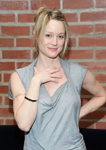 Teri Polo Wall Poster picture 335554