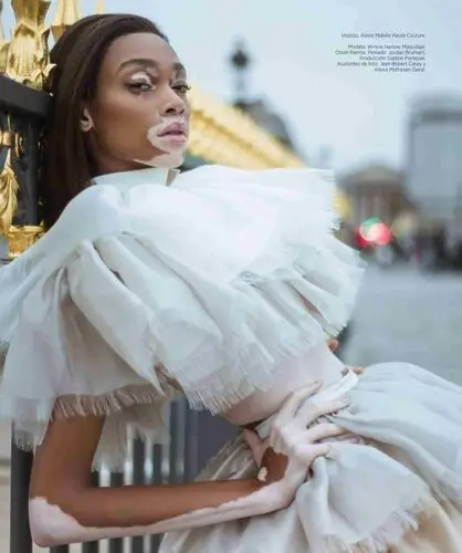 Winnie Harlow Wall Poster picture 884149