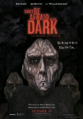 Don't Be Afraid of the Dark (1973) Protected Face mask - idPoster.com