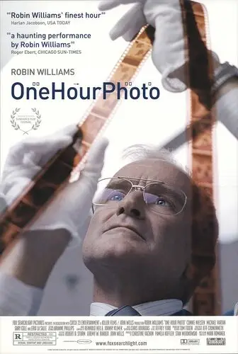 One Hour Photo (2002) Men's Colored  Long Sleeve T-Shirt - idPoster.com