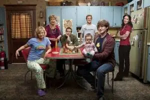Raising Hope posters and prints