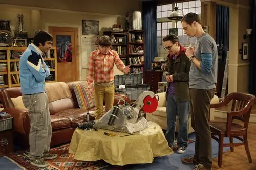 The Big Bang Theory Men's Colored  Long Sleeve T-Shirt - idPoster.com