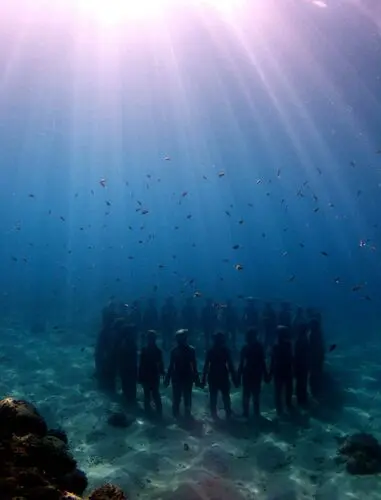 Underwater World Men's Colored Hoodie - idPoster.com
