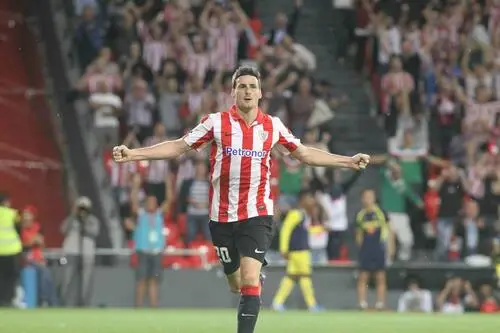 Aritz Aduriz Wall Poster picture 697041