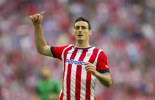 Aritz Aduriz Wall Poster picture 697051