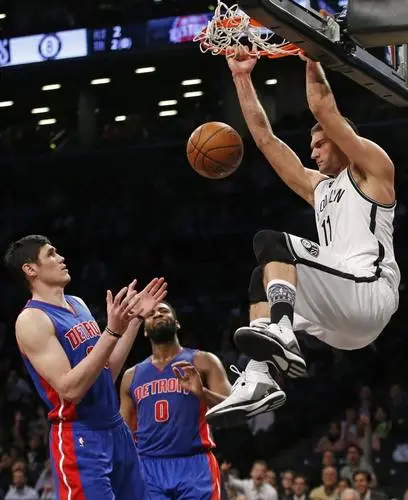 Brook Lopez Wall Poster picture 710245