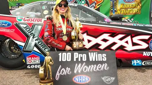 Courtney Force Jigsaw Puzzle picture 309171