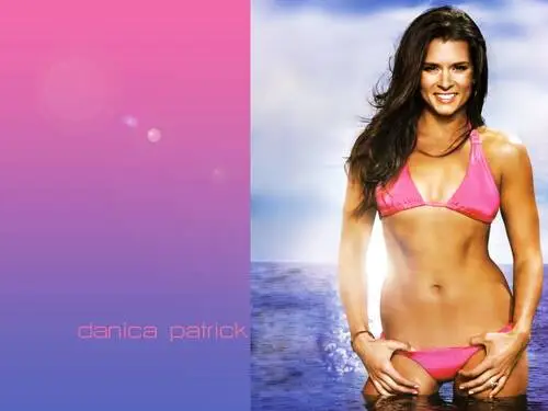 Danica Patrick White Tank-Top - idPoster.com