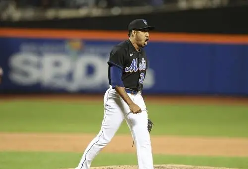 Edwin Diaz Wall Poster picture 1082709