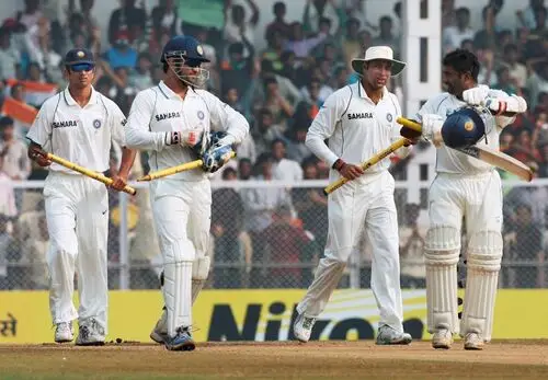 Indian Cricket Team Men's Colored  Long Sleeve T-Shirt - idPoster.com