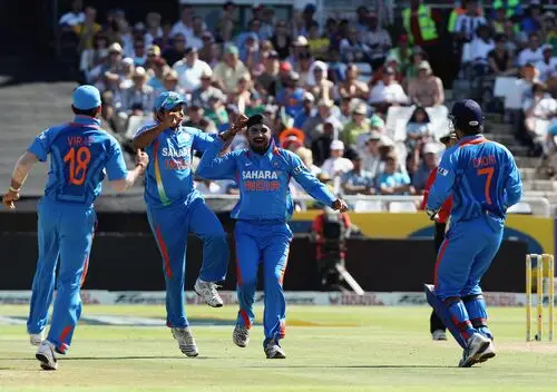 Indian Cricket Team Men's Colored Hoodie - idPoster.com