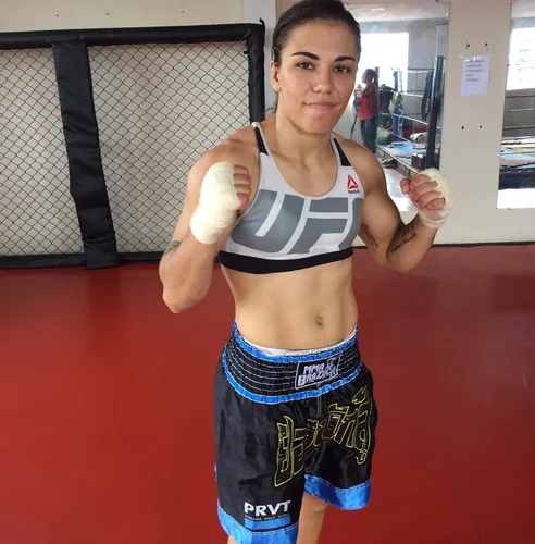 Jessica Andrade Wall Poster picture 1176837
