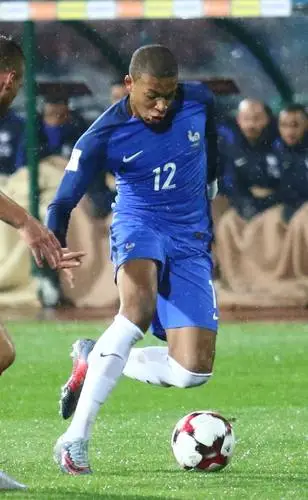 Kylian Mbappe Jigsaw Puzzle picture 924847