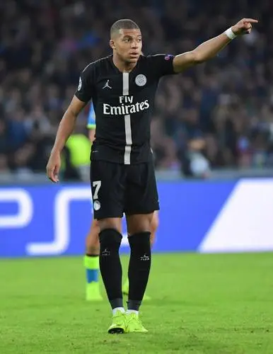 Kylian Mbappe Wall Poster picture 924866