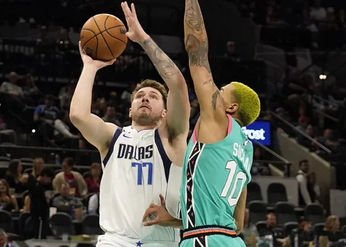 Luka Doncic Wall Poster picture 1114447