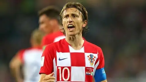 Luka Modric Wall Poster picture 1035569