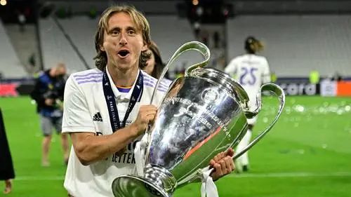 Luka Modric Wall Poster picture 1035605