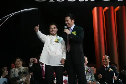Manny Pacquiao White T-Shirt - idPoster.com