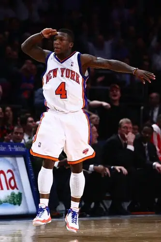 New York Knicks White T-Shirt - idPoster.com