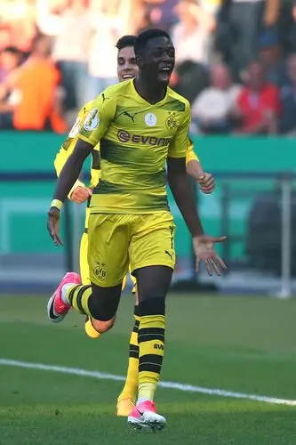 Ousmane Dembele Wall Poster picture 703728