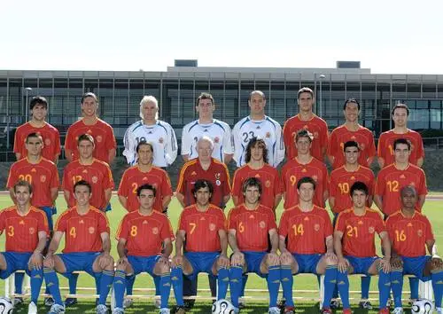 Spain National football team Men's Colored  Long Sleeve T-Shirt - idPoster.com