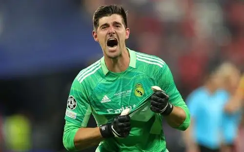 Thibaut Courtois Protected Face mask - idPoster.com