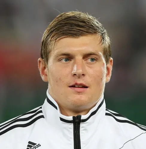 Toni Kroos Wall Poster picture 672008