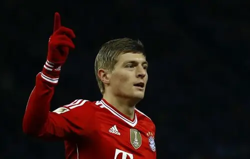 Toni Kroos Wall Poster picture 672009