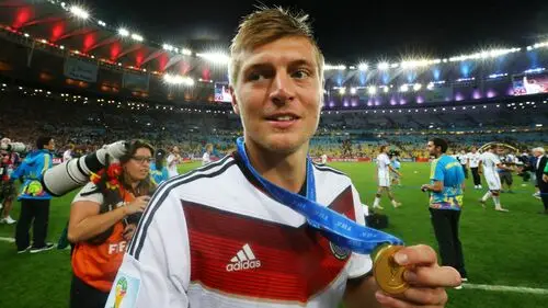 Toni Kroos Wall Poster picture 672020