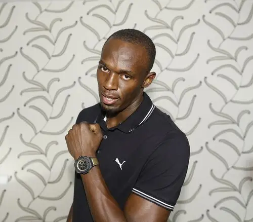 Usain Bolt White T-Shirt - idPoster.com