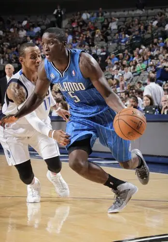 Victor Oladipo Computer MousePad picture 718031